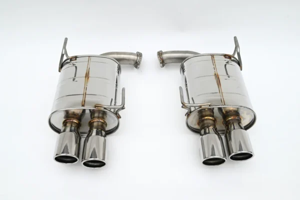 Invidia 22-Up Subaru WRX Axle Back Q300 3.5" Rolled Dual Wall S.S. Tip Exhaust