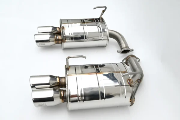 Invidia 22-Up Subaru WRX Axle Back Q300 3.5" Rolled Dual Wall S.S. Tip Exhaust - Image 3
